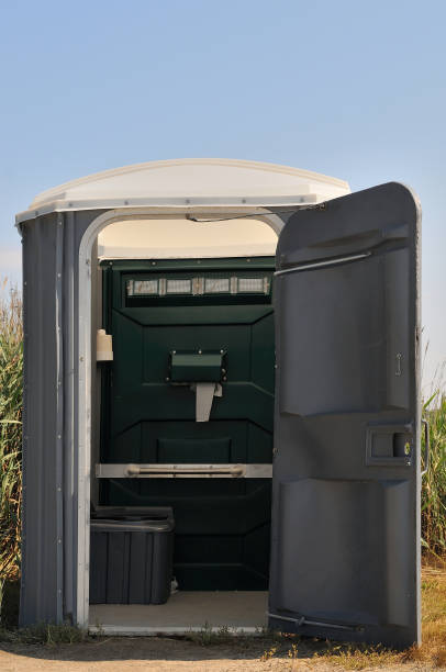 Best Portable toilet rental cost  in Marshall, WI