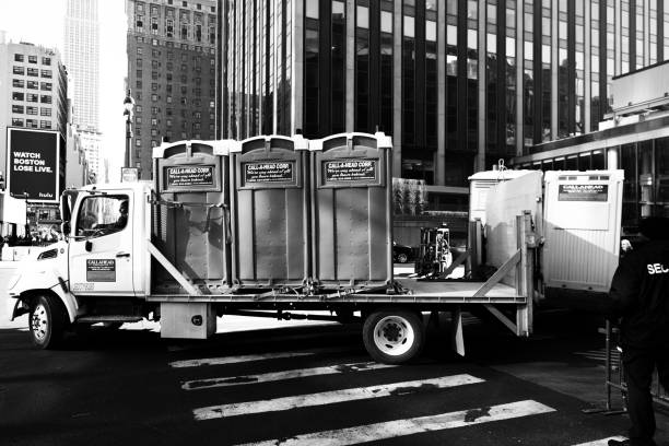 Best Porta potty delivery and setup  in Marshall, WI